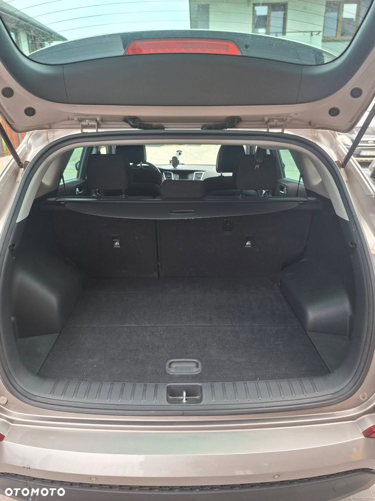 Hyundai Tucson - 8