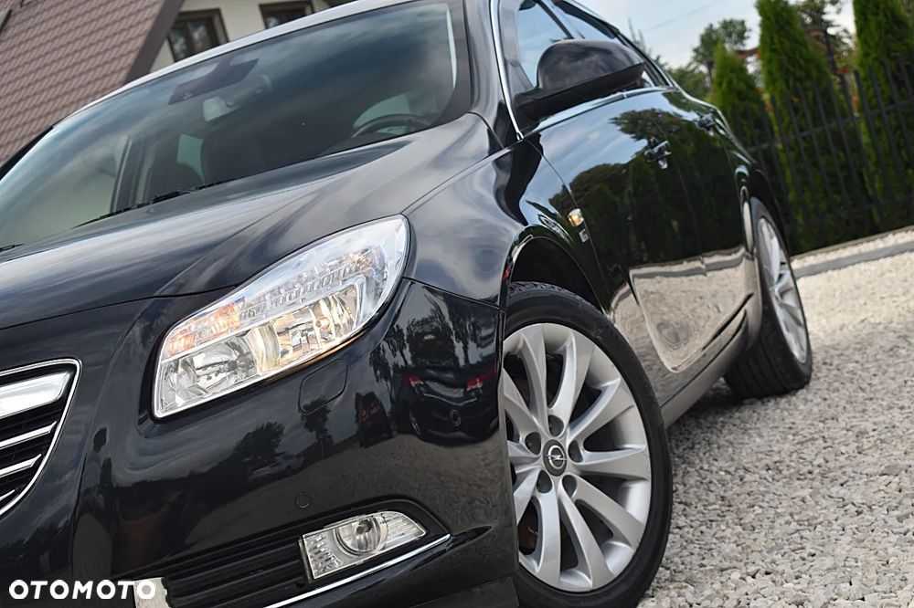 Opel Insignia 2.0 T Cosmo 4x4 S&S - 2