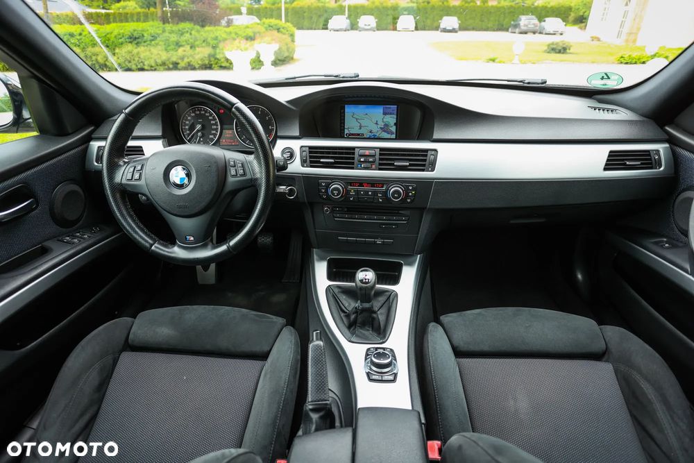 BMW Seria 3 318i Edition Sport - 6