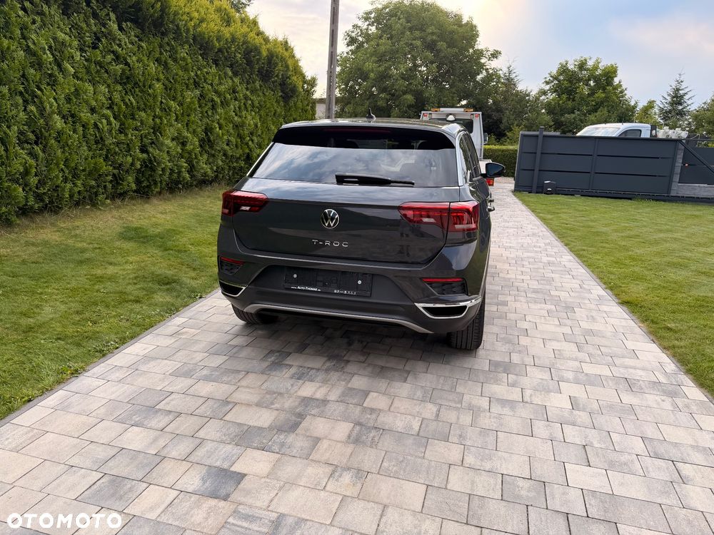 Volkswagen T-Roc - 8