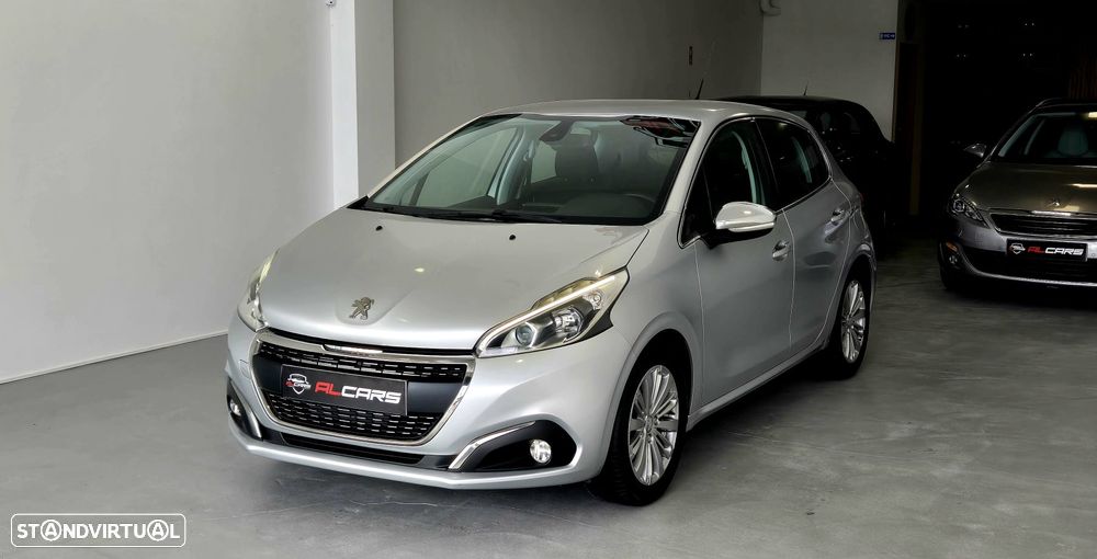 Peugeot 208 1.2 PureTech Allure - 16