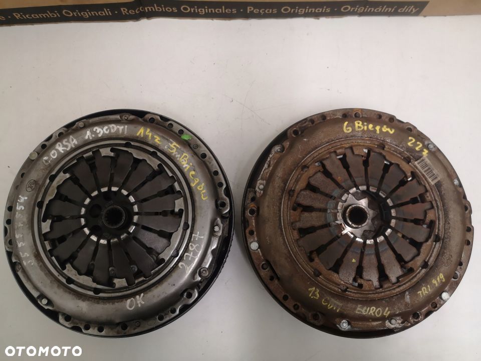 KOŁO DWUMASOWE SPRZĘGŁO OPEL CORSA C D 1.3 CDTI - 2