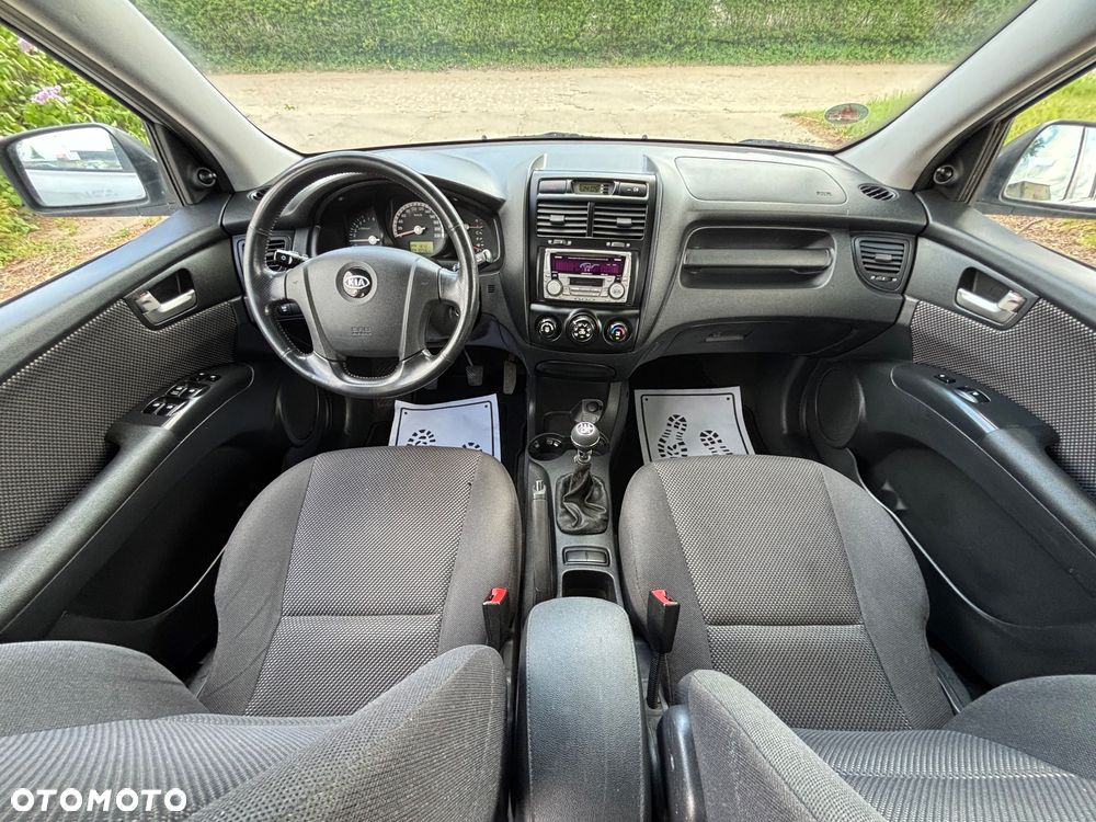 Kia Sportage 2.0 2WD Cup - 25