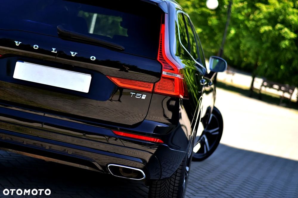 Volvo XC 60 T5 R-Design - 12