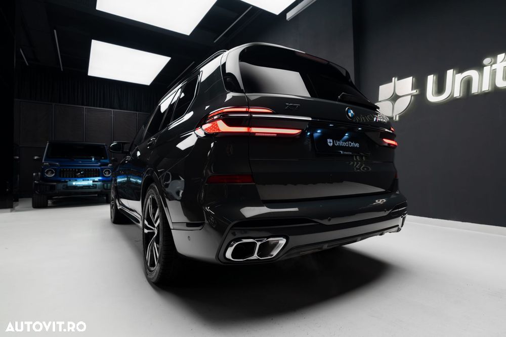 BMW X7 - 33