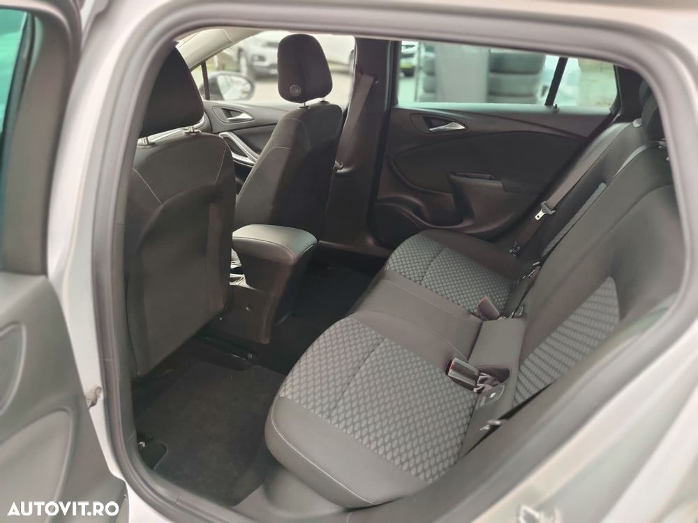 Opel Astra 1.5 D Start/Stop Business Edition - 4