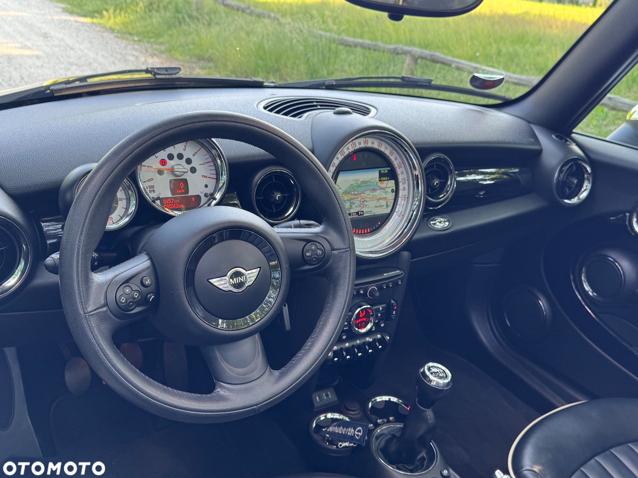 MINI Cooper Cabrio - 17
