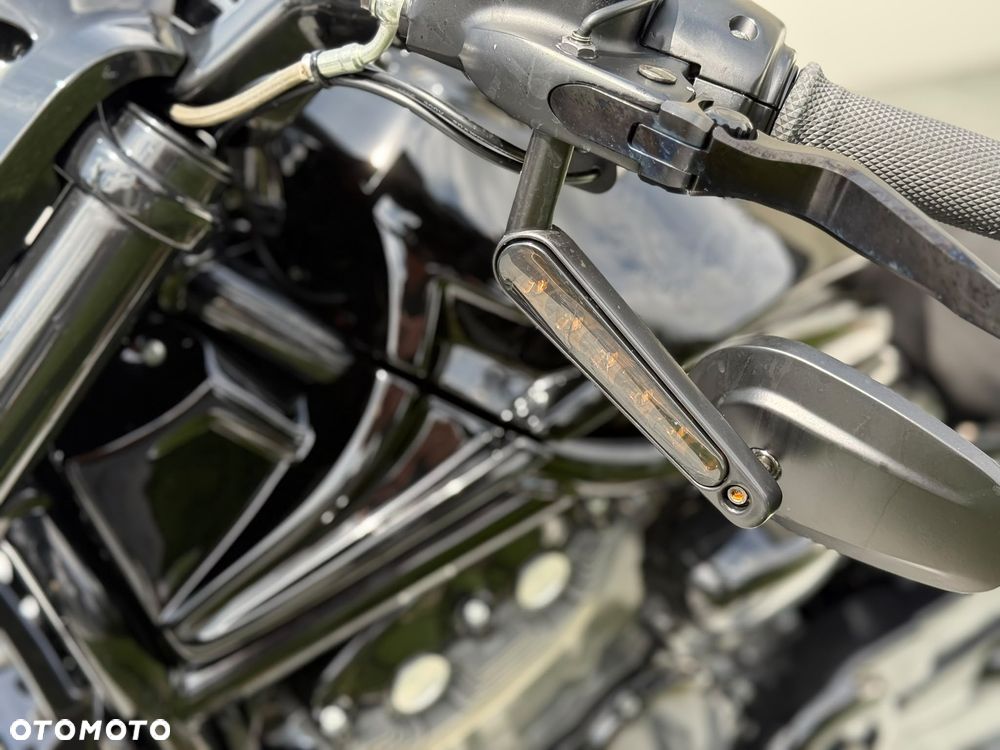 Harley-Davidson V-Rod Muscle - 24