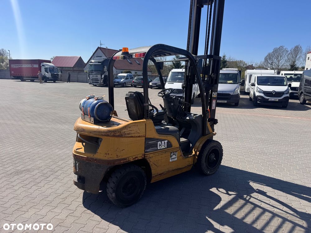 Caterpillar GP30N - 9