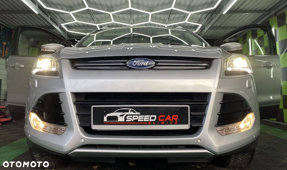 Ford Kuga 1.5 EcoBoost 4x4 Titanium - 10