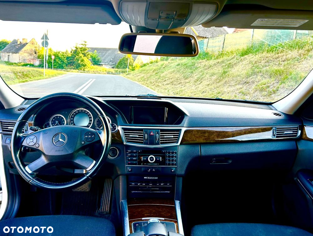 Mercedes-Benz Klasa E 350 CDI 4-Matic BlueEff Elegance - 15
