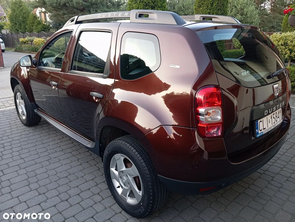Dacia Duster 1.6 SCe Laureate S&S - 9