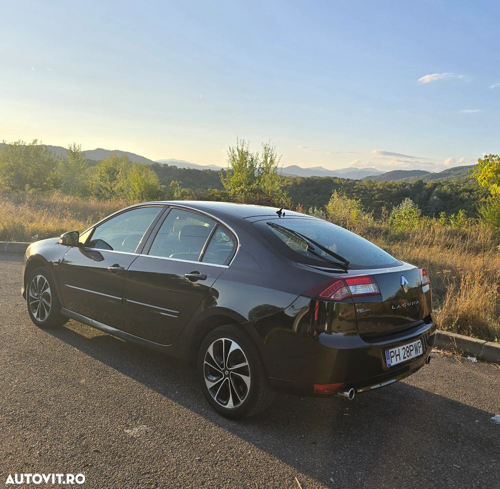 Renault Laguna Grandtour ENERGY dCi 130 FAP Start-Stop Bose Edition - 6