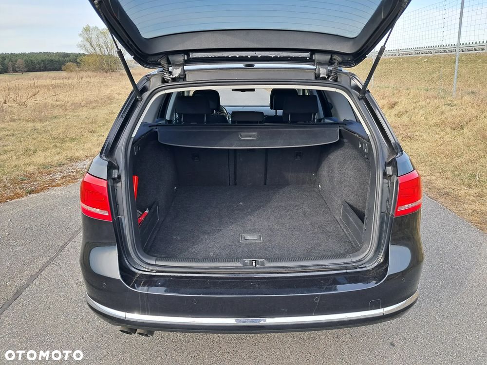 Volkswagen Passat 2.0 TDI Sportline - 2