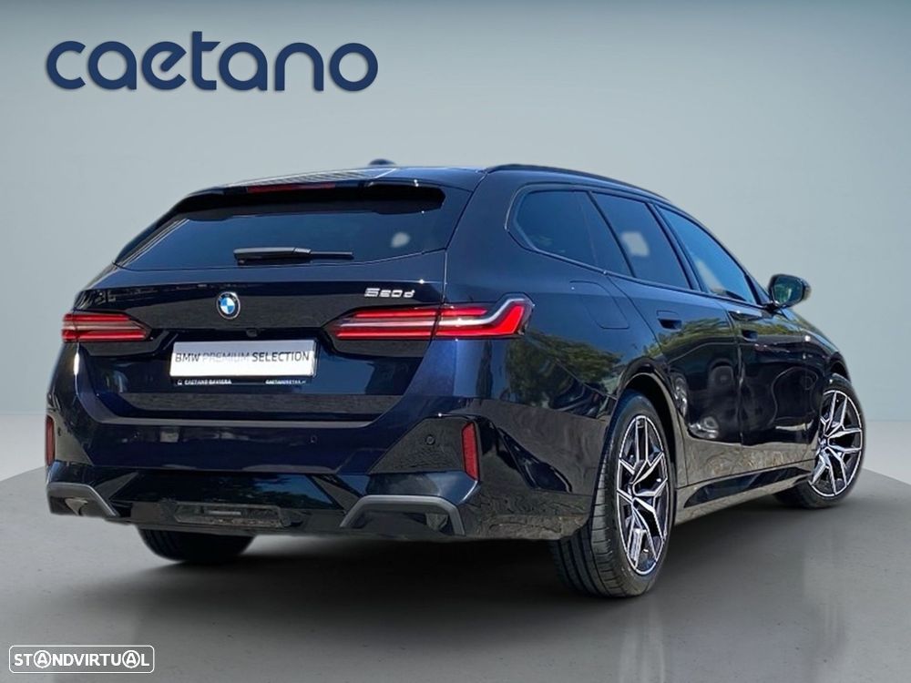 BMW 520 d Pack Desportivo M - 2