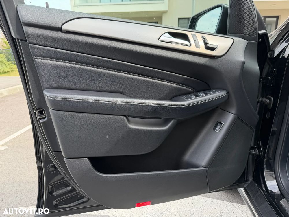 Mercedes-Benz ML 350 BlueTEC 4MATIC Aut - 9