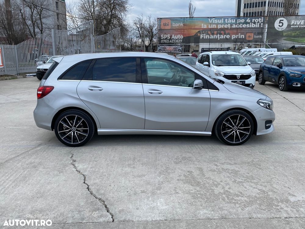 Mercedes-Benz B 180 d 7G-DCT AMG Line - 6