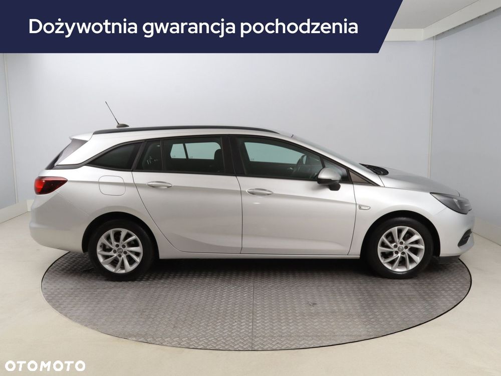 Opel Astra - 4