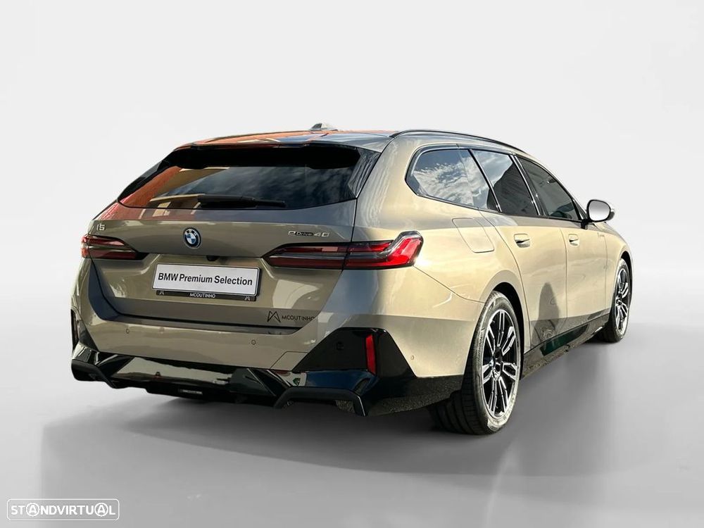 BMW i5 Touring eDrive40 - 6