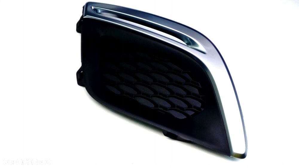 VOLVO XC60 R-Design przednia prawa kratka zderzak - 1