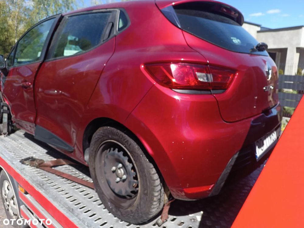 Renault Clio 1.2 16V Alize - 2