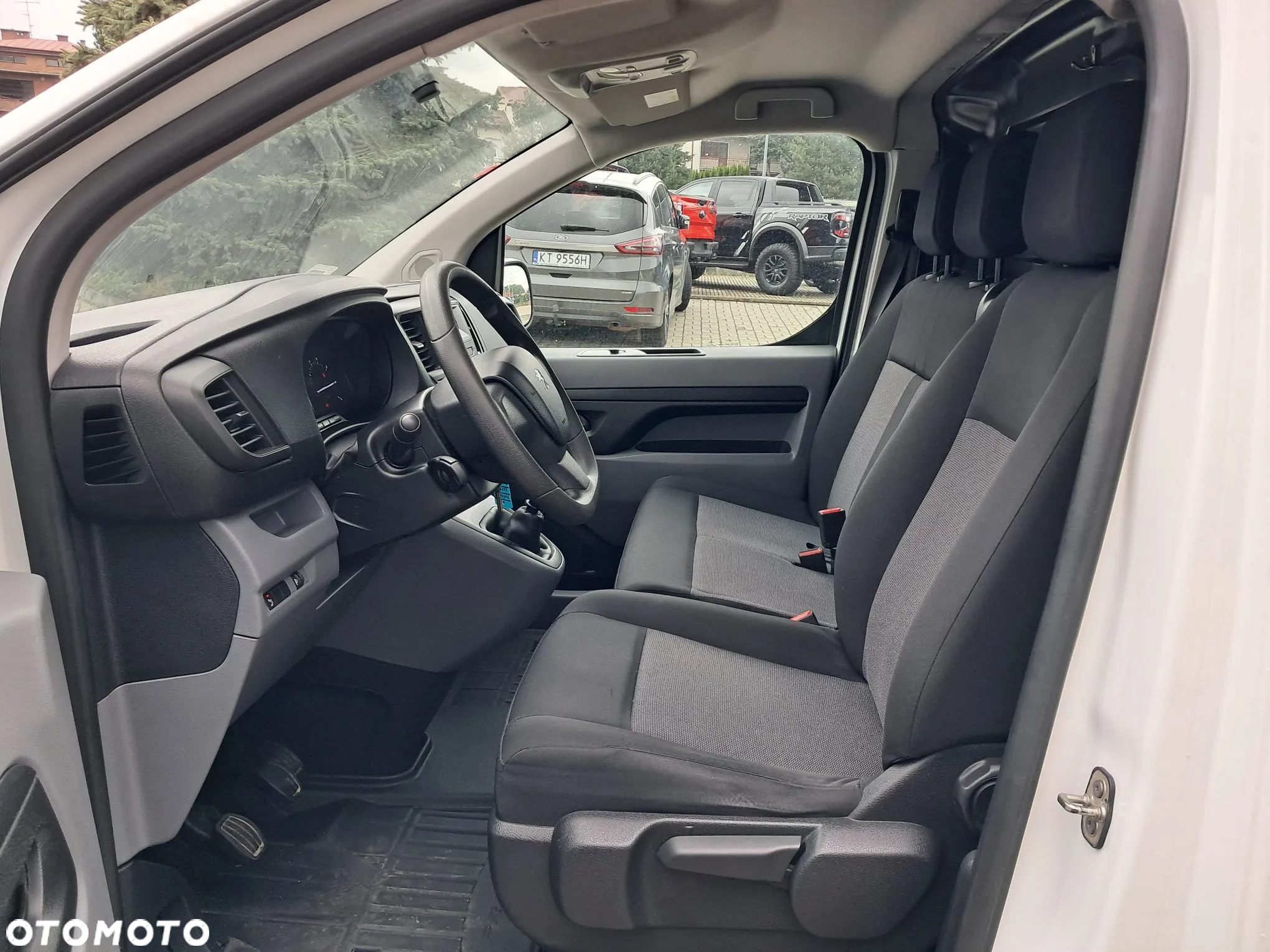 Peugeot Expert - 18