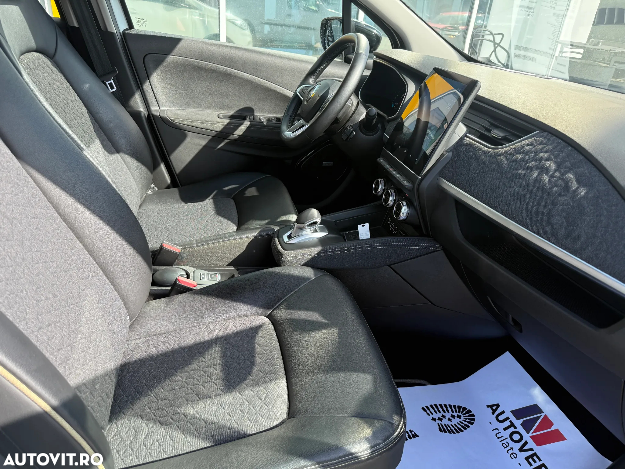 Renault ZOE 50 R135 Iconic - 13