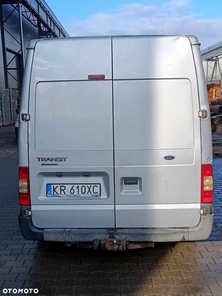Ford Transit - 6
