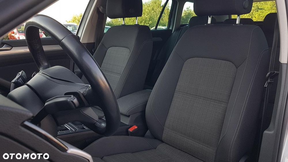 Volkswagen Passat 2.0 TSI Business DSG - 19