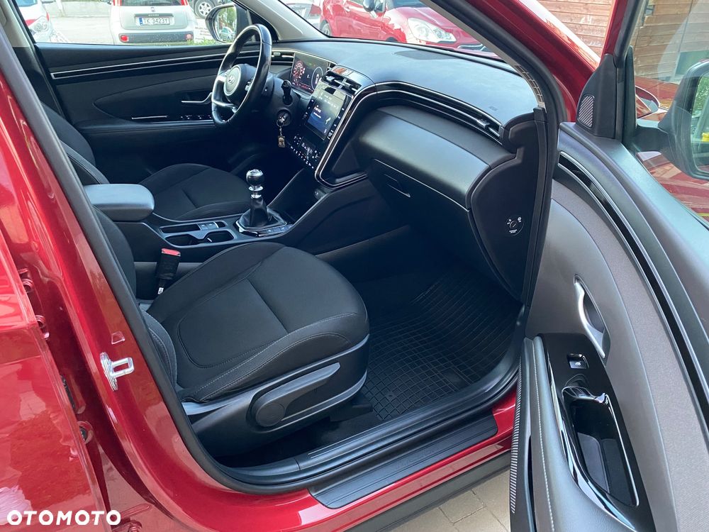 Hyundai Tucson 1.6 T-GDi Executive 2WD - 32