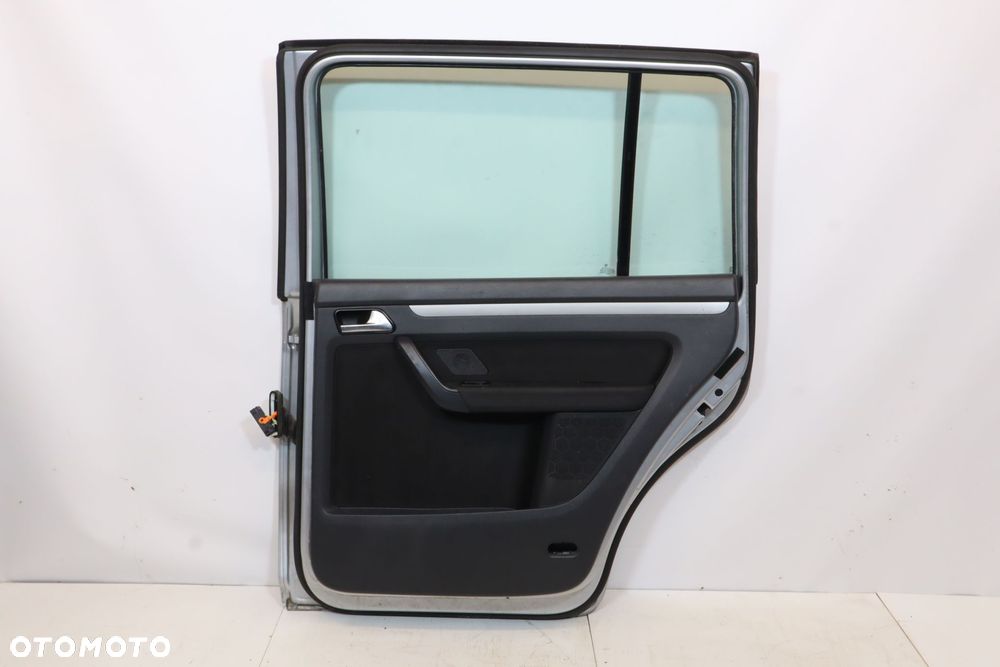 DRZWI PRAWY TYŁ VOLKSWAGEN TOURAN I LIFT LA7W MINIVAN - 3