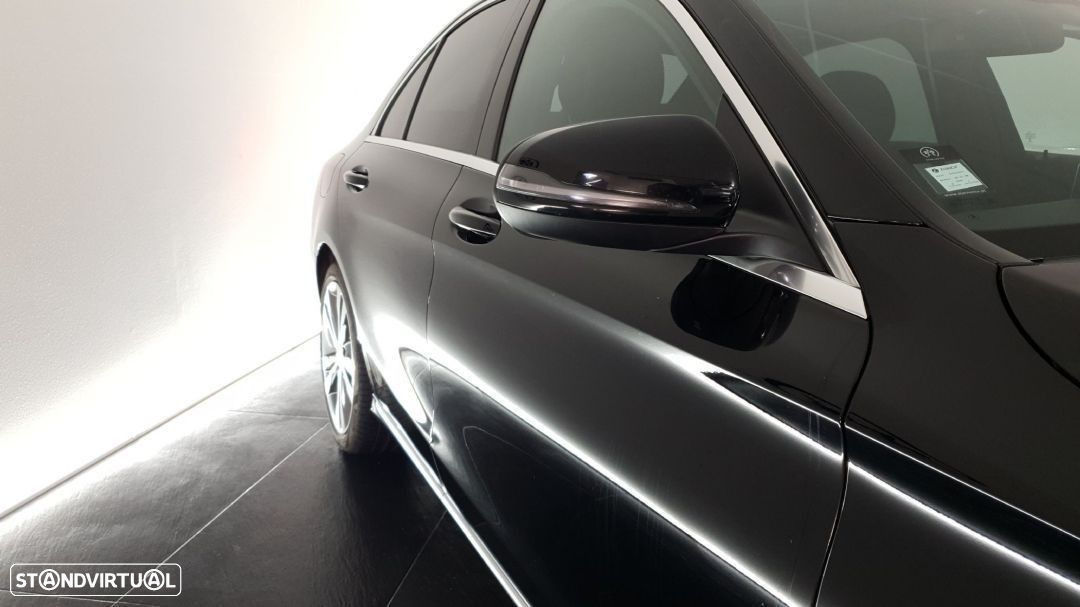 Mercedes-Benz C 300 h Exclusive - 5