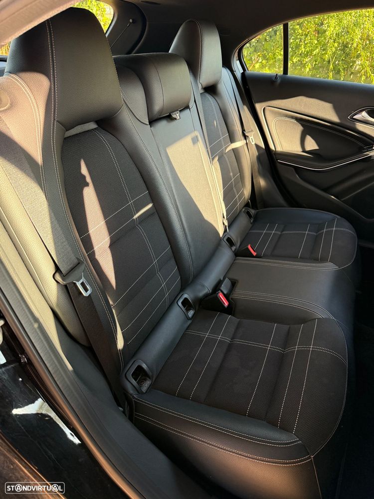 Mercedes-Benz A 200 - 42