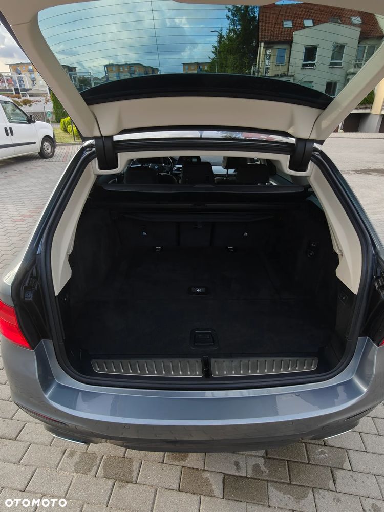 BMW Seria 5 520d M Sport Edition - 14