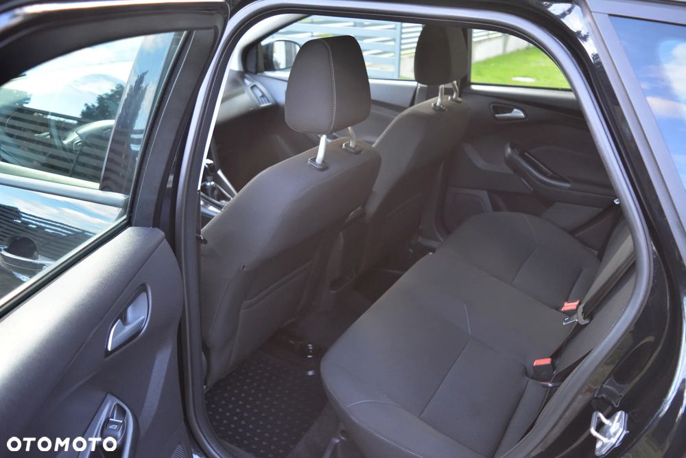 Ford Focus 1.0 EcoBoost Titanium - 22