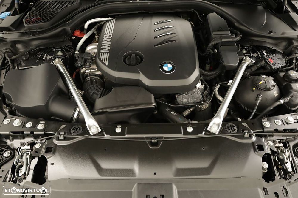 BMW 520 d Pack Desportivo M - 25