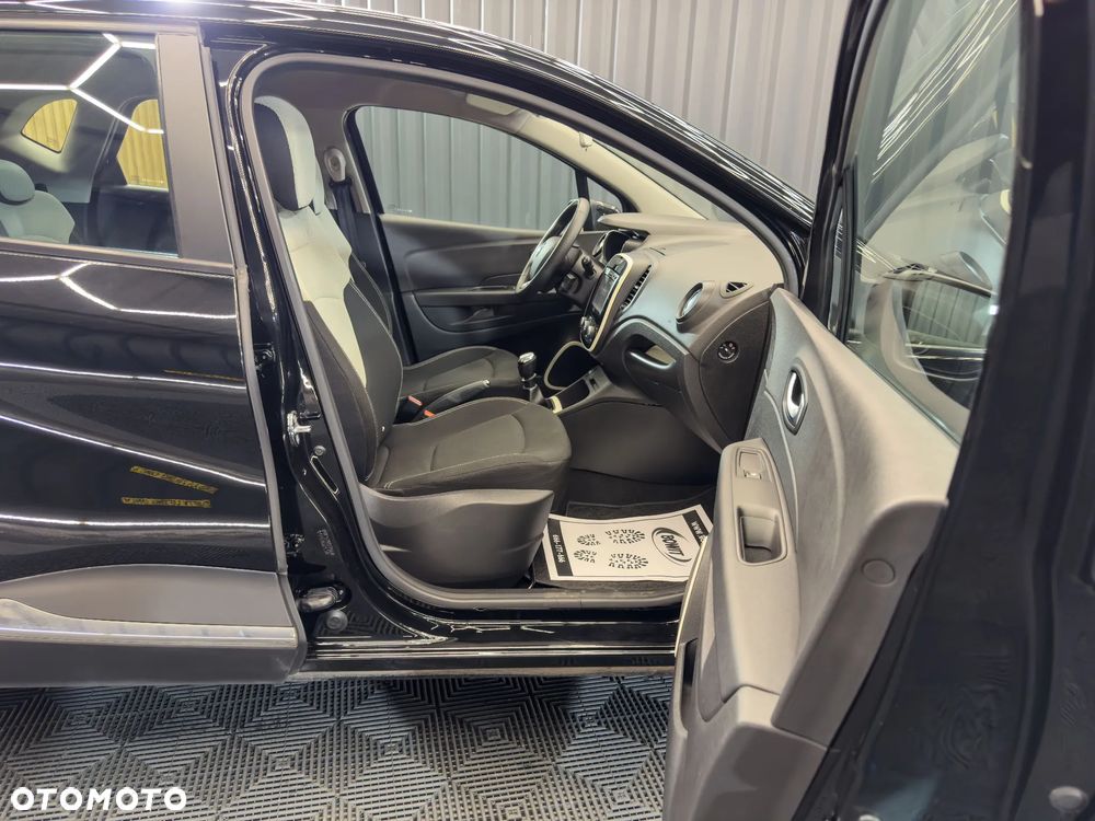 Renault Captur - 25