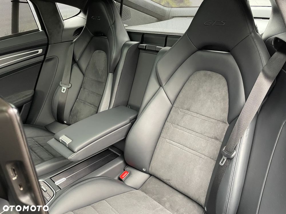 Porsche Panamera - 36