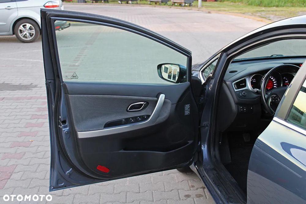 Kia Ceed 1.6 CRDi 128 Dream-Team Edition - 18