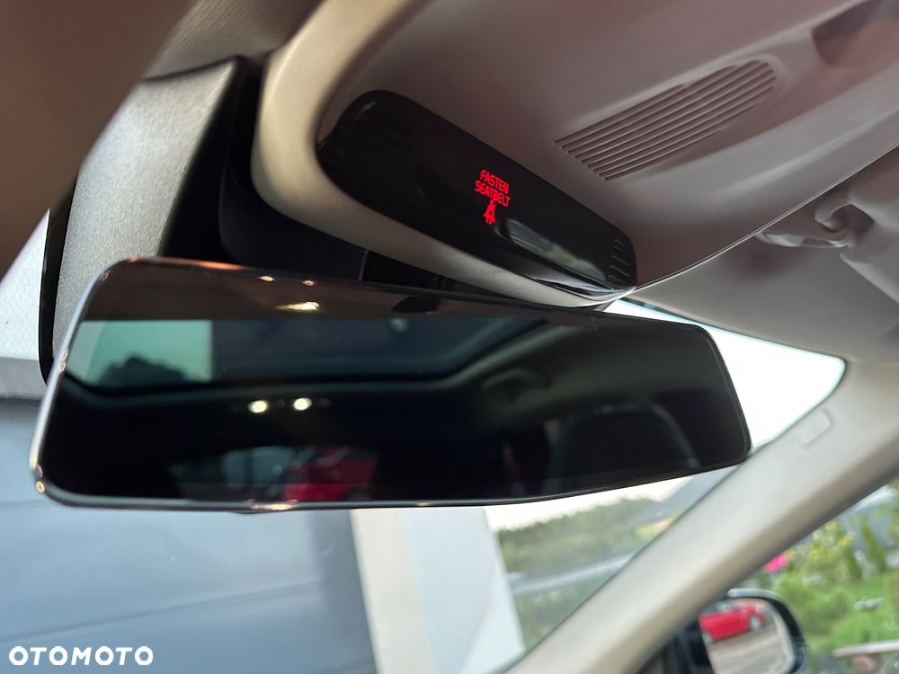 Volvo V40 D2 Momentum - 21