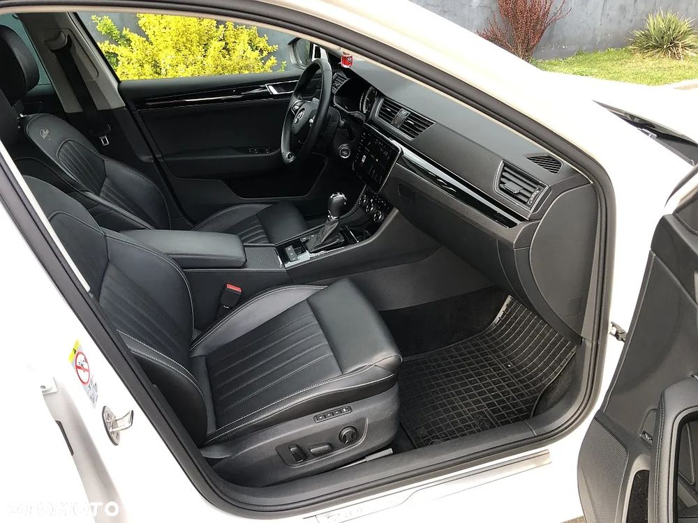 Skoda Superb 2.0 TDI SCR 4x4 L&K DSG - 37