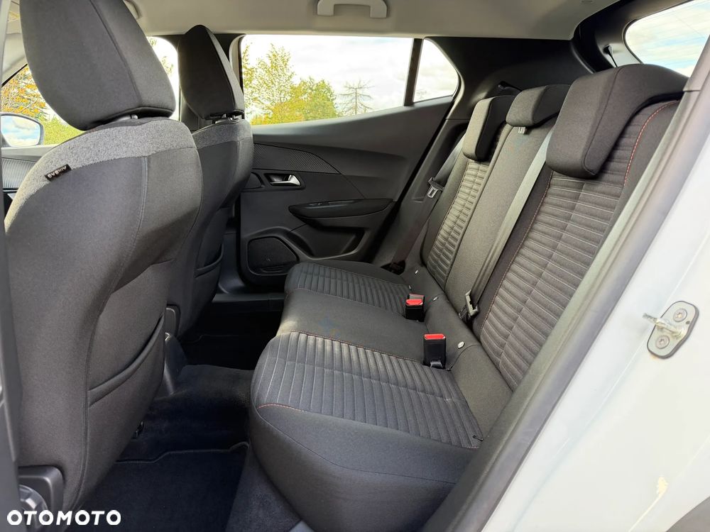 Peugeot 2008 1.2 PureTech Active S&S - 37