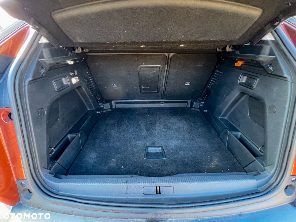 Peugeot 3008 2.0 BlueHDi Allure S&S - 11