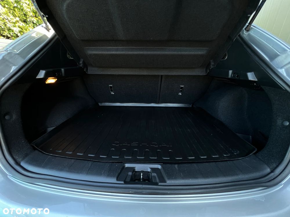 Nissan Qashqai 1.6 DIG-T N-Connecta - 35