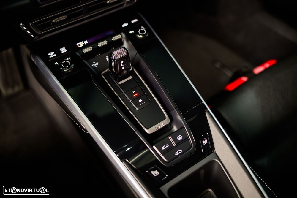Porsche 911 (992) Turbo S - 29
