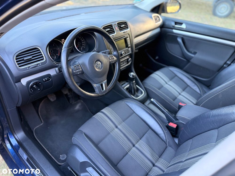 Volkswagen Golf 1.6 TDI DPF BlueMotion Technology MATCH - 5