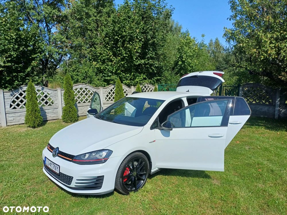 Volkswagen Golf 2.0 TSI GTI - 14