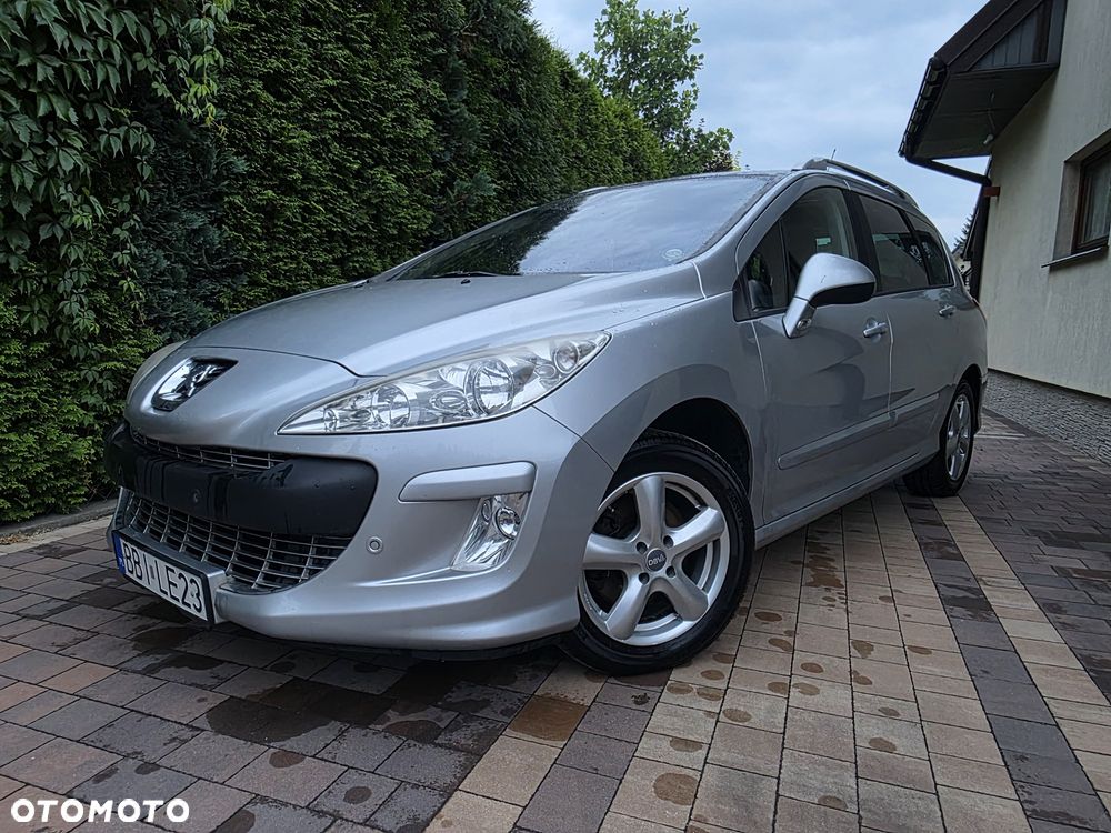 Peugeot 308 - 1