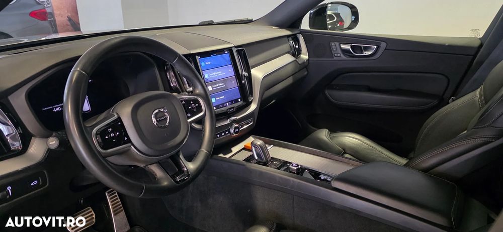 Volvo XC 60 B4 MHEV AT8 AWD R-Design - 7