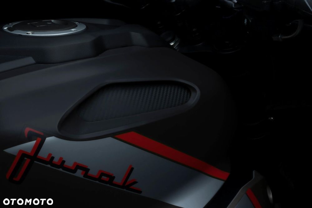 Junak 907 - 9